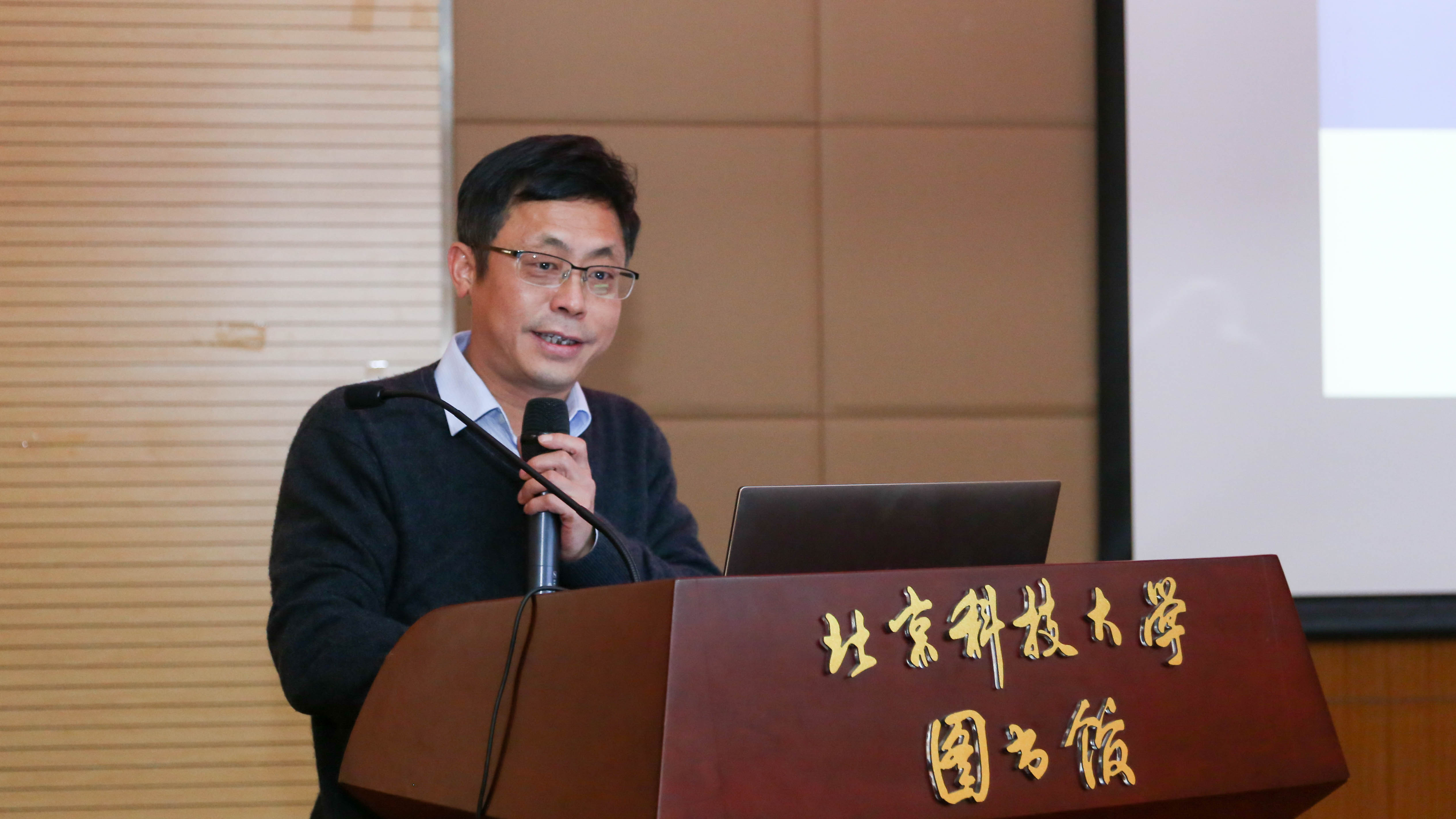 ae1e6c594c1bfeefad9481d414425c8d.jpg ae1e6c594c1bfeefad9481d414425c8d.jpg