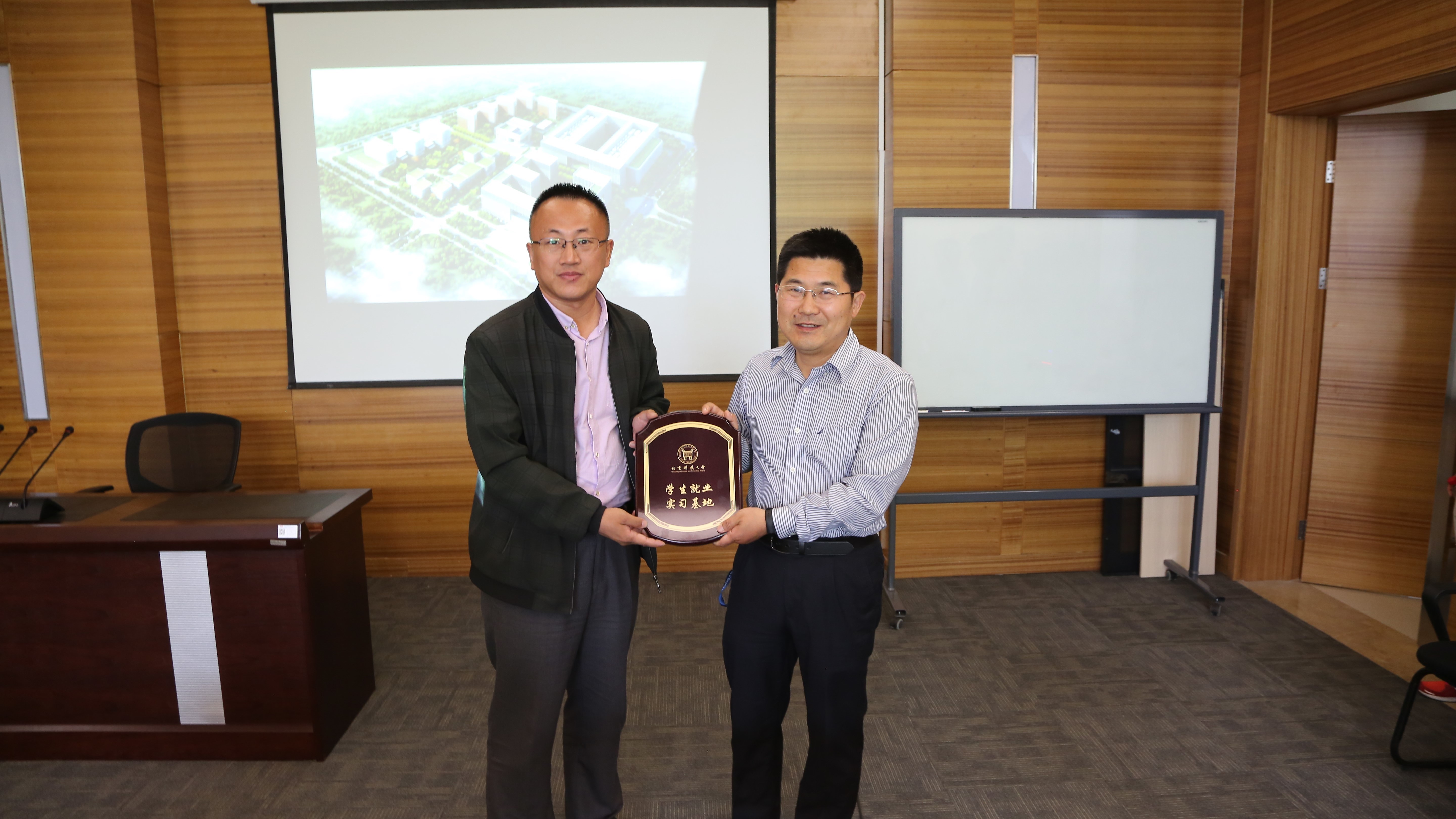 4ec2995ff1d46a9b0fef828ba613663a.jpg 4ec2995ff1d46a9b0fef828ba613663a.jpg