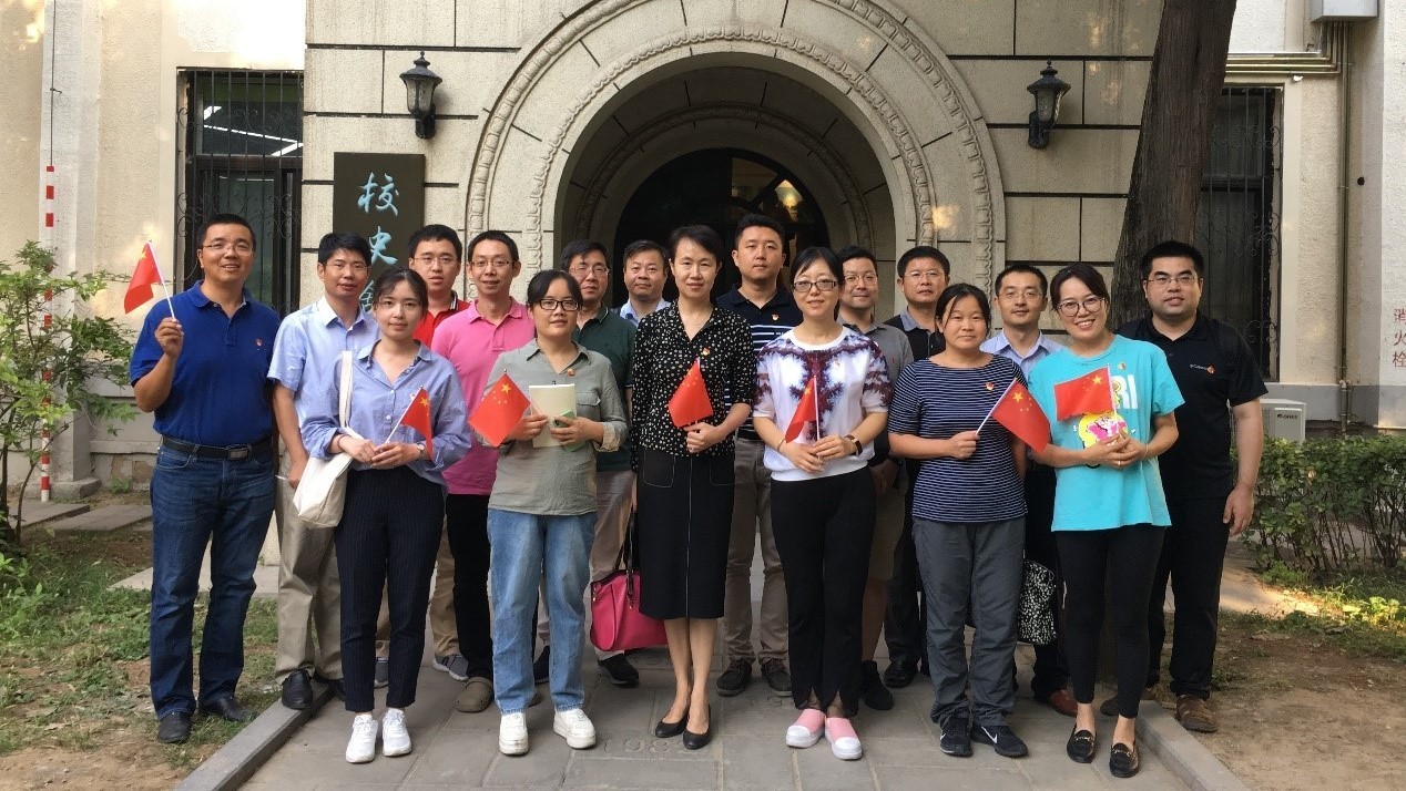 e8aef00d56d59e0f440e85a5b4118181.jpg e8aef00d56d59e0f440e85a5b4118181.jpg